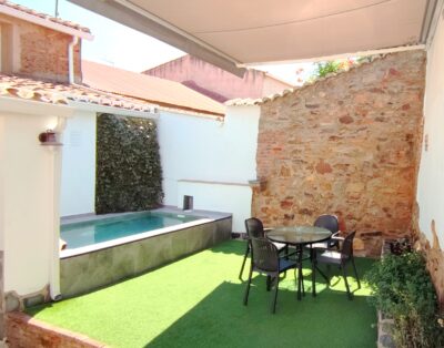 Casa rural con piscina La Salamandrija * * * *