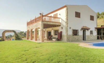 VILLA 10
