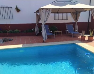 Casa-Hostal 105